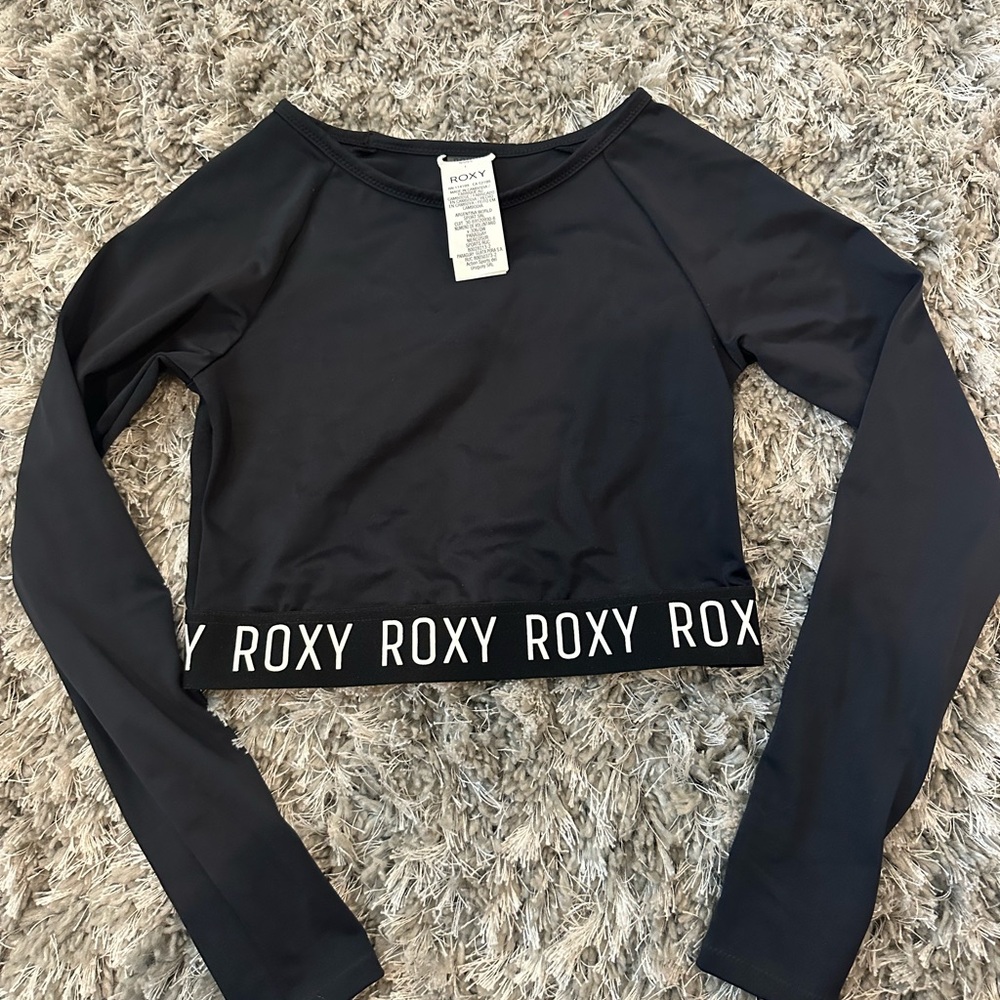 Roxy Black Long Sleeve Rashguard/Swim shirt.